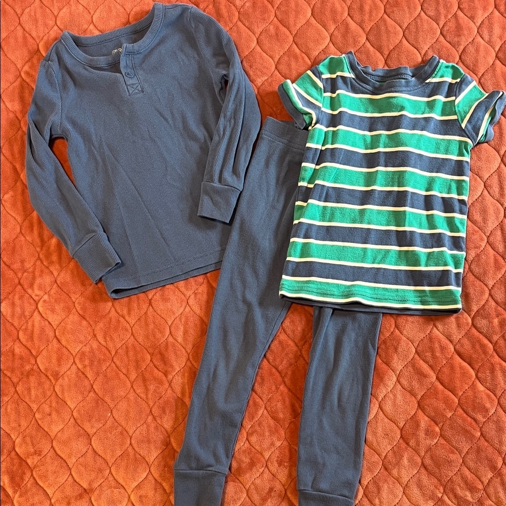 Old Navy Blue and Green Kids Pajama Set